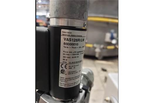 Kromschroeder VAS 125R/LW 1" 230V AC Solenoid valve
