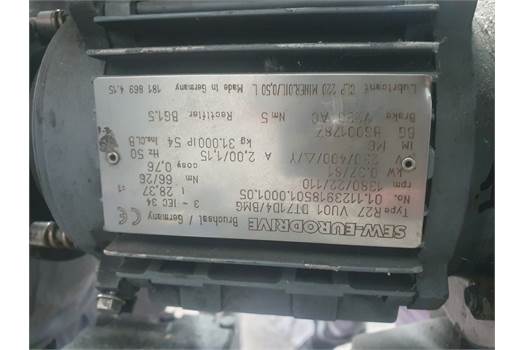 Sew Eurodrive R27 VU01 DT71D4/BMG(obsolete, replacement: R27 VU01/H DRN71M4/BE05) 